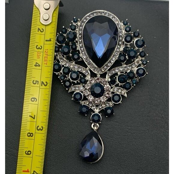 Vintage Style Contemporary Sapphire Blue Glass And Rhinestone Dangle Brooch - Picture 3 of 4